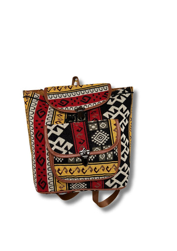 Halı Motifli Sırt Çantası