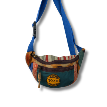 Vintage 1970 Renkli Kanvas Bel Çantası – Retro Tarz