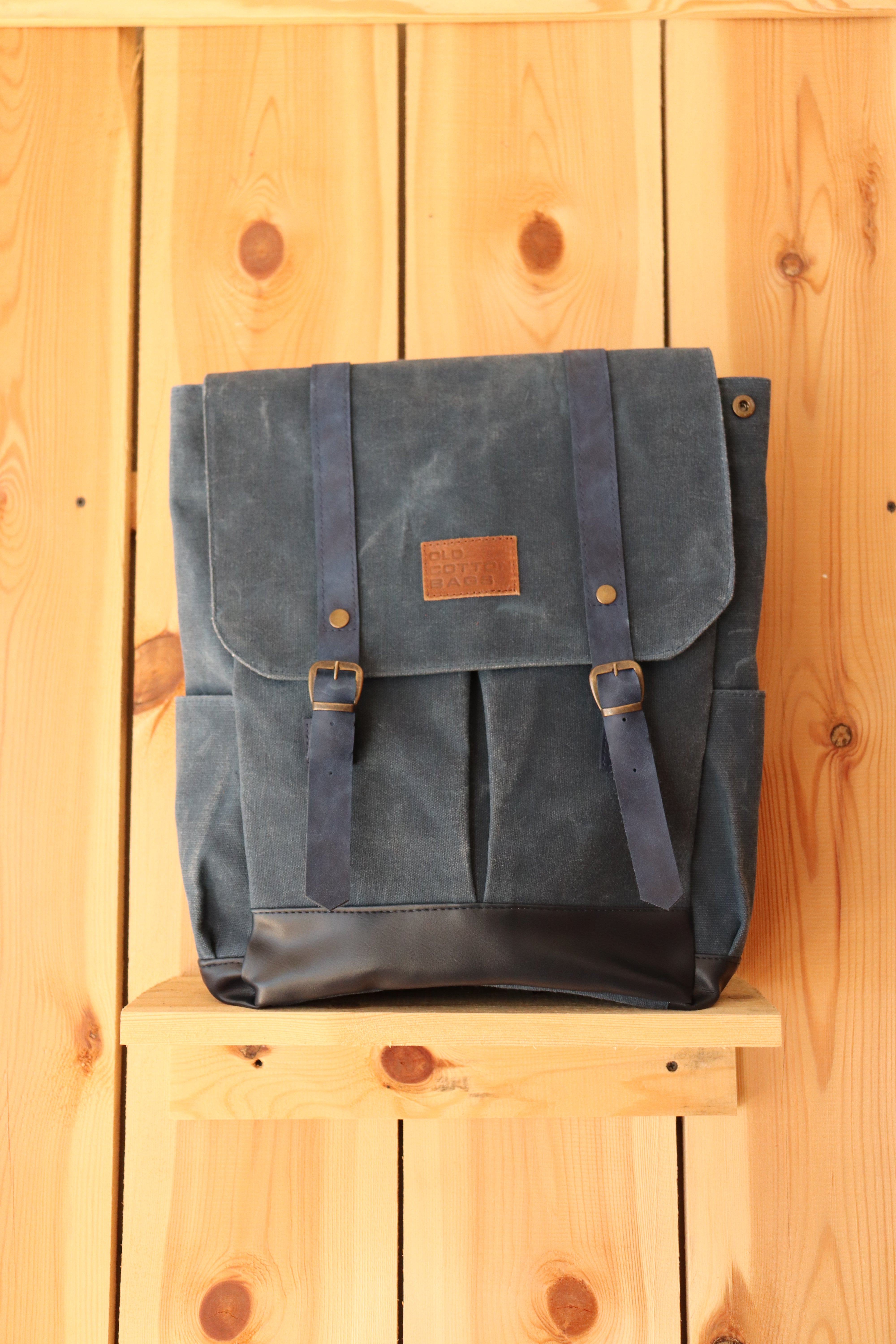 Mavi Kanvas Çift Tokalı Sırt Çantası – Günlük & Seyahat